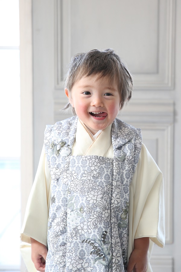 七五三2024年新作衣装：3歳男の子和装